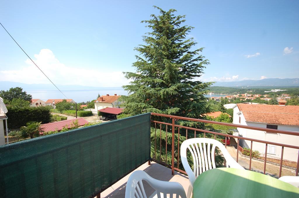 Apartments Dida By El-Pi Tours Njivice Rom bilde